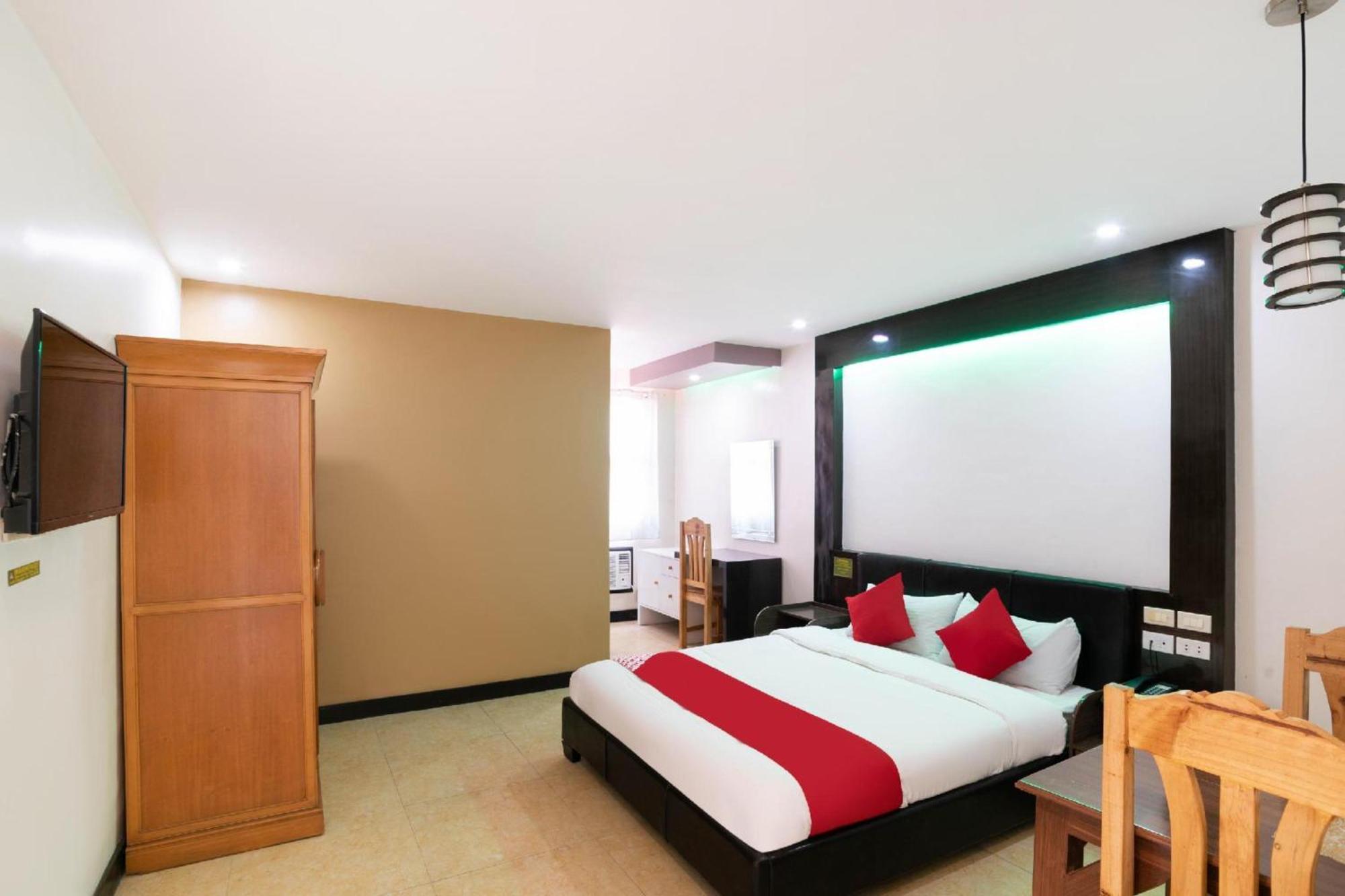 Oyo 195 Ranchotel - Binan Екстер'єр фото