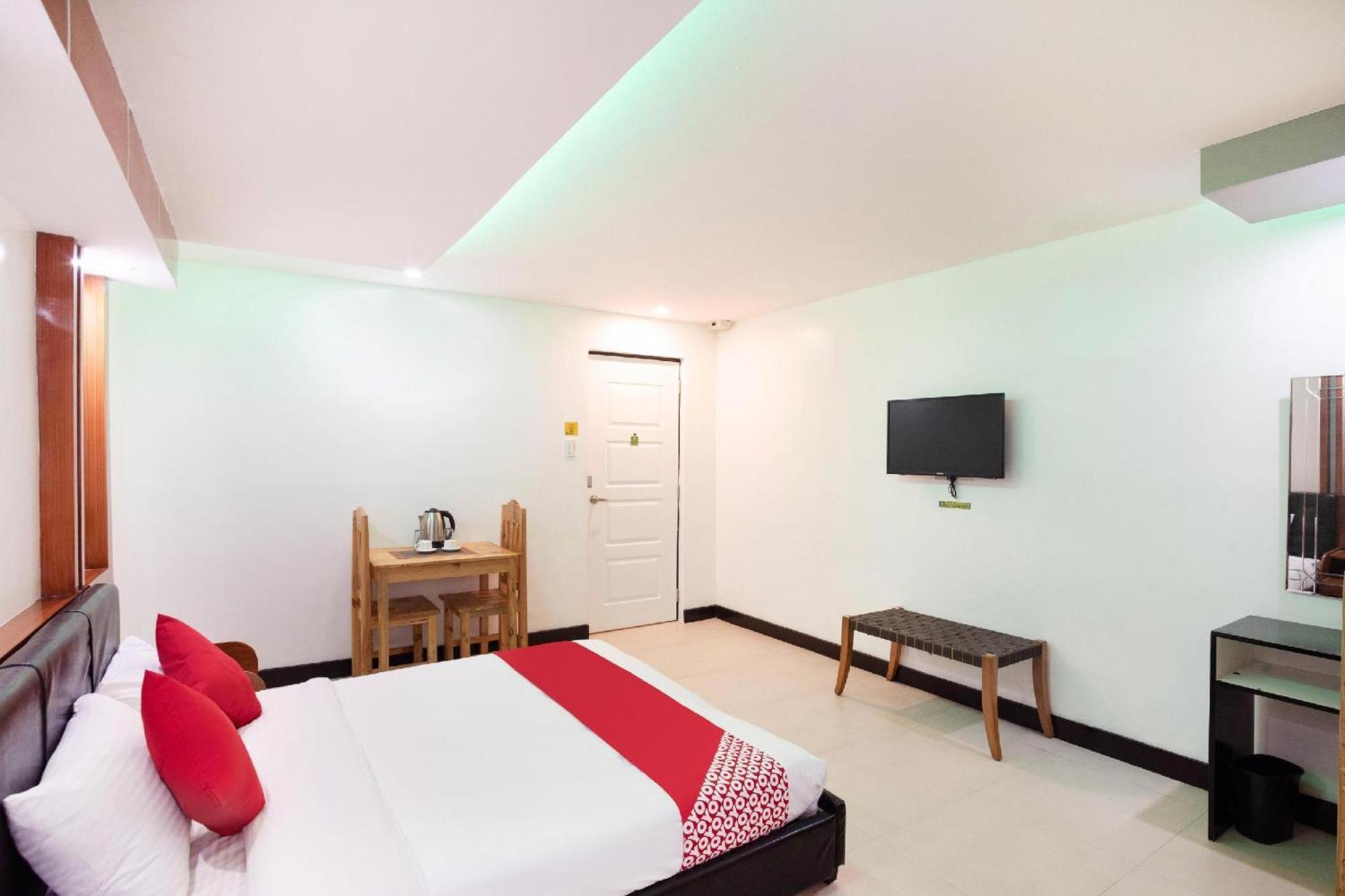Oyo 195 Ranchotel - Binan Екстер'єр фото