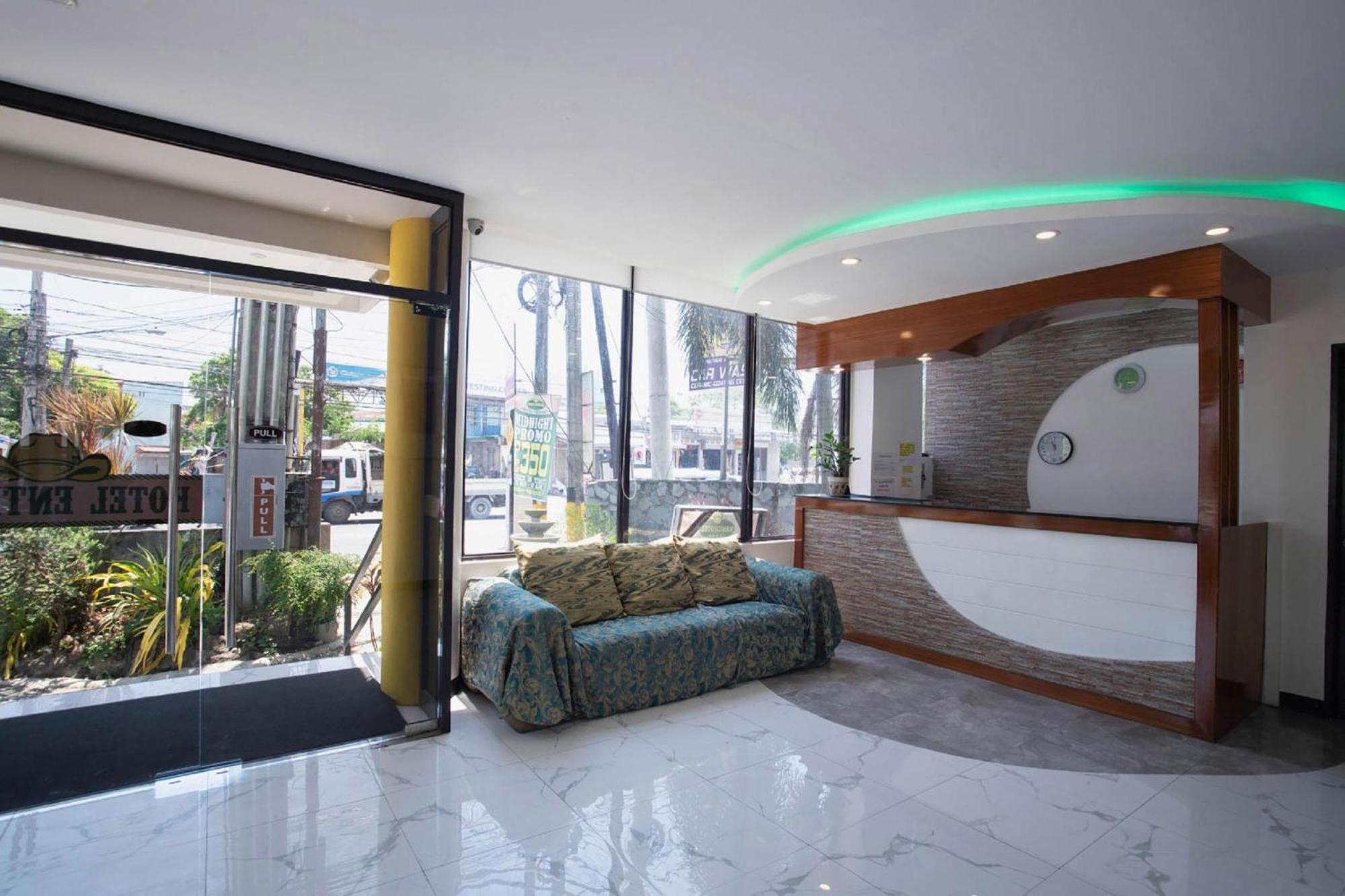 Oyo 195 Ranchotel - Binan Екстер'єр фото