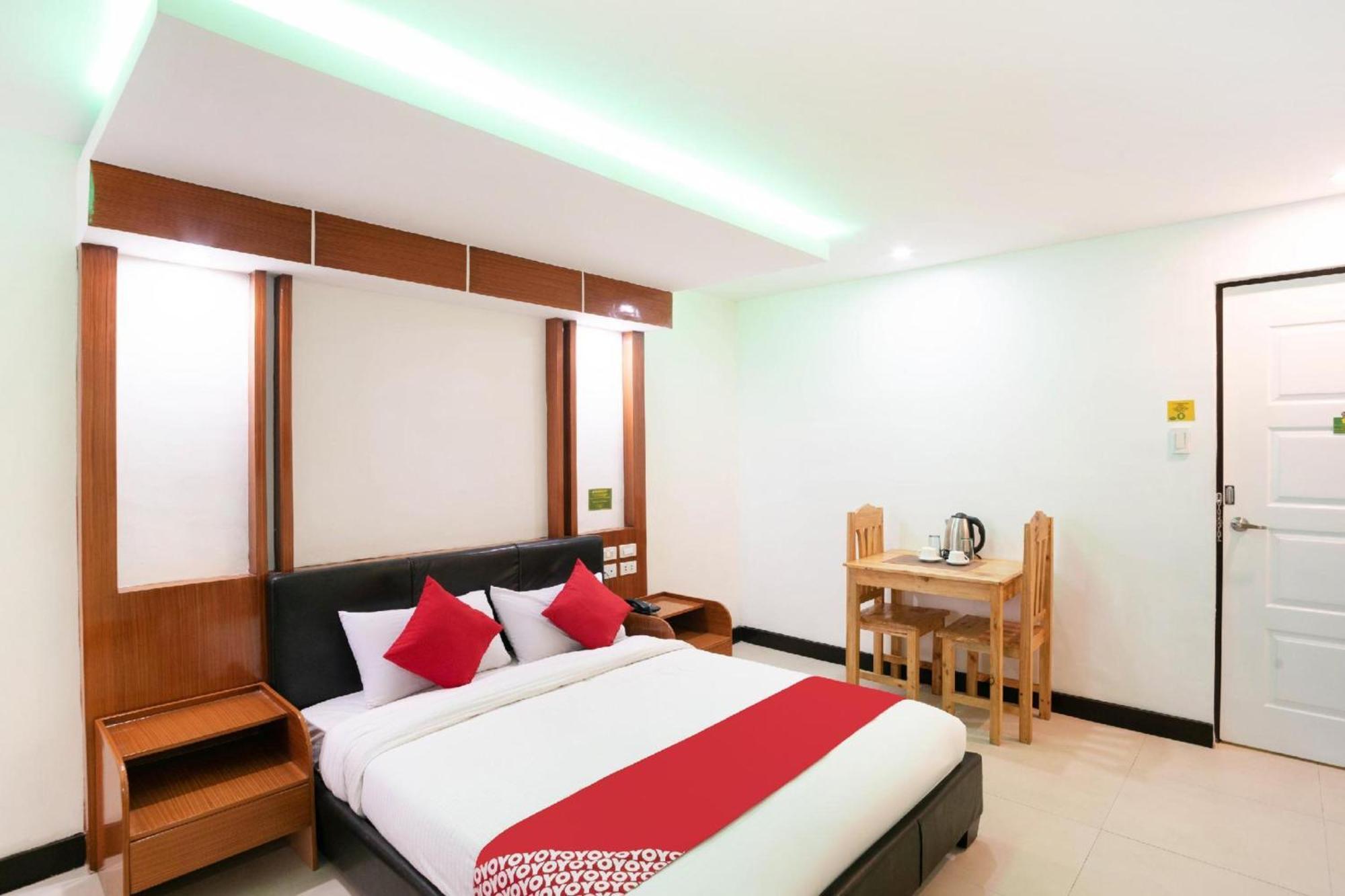 Oyo 195 Ranchotel - Binan Екстер'єр фото