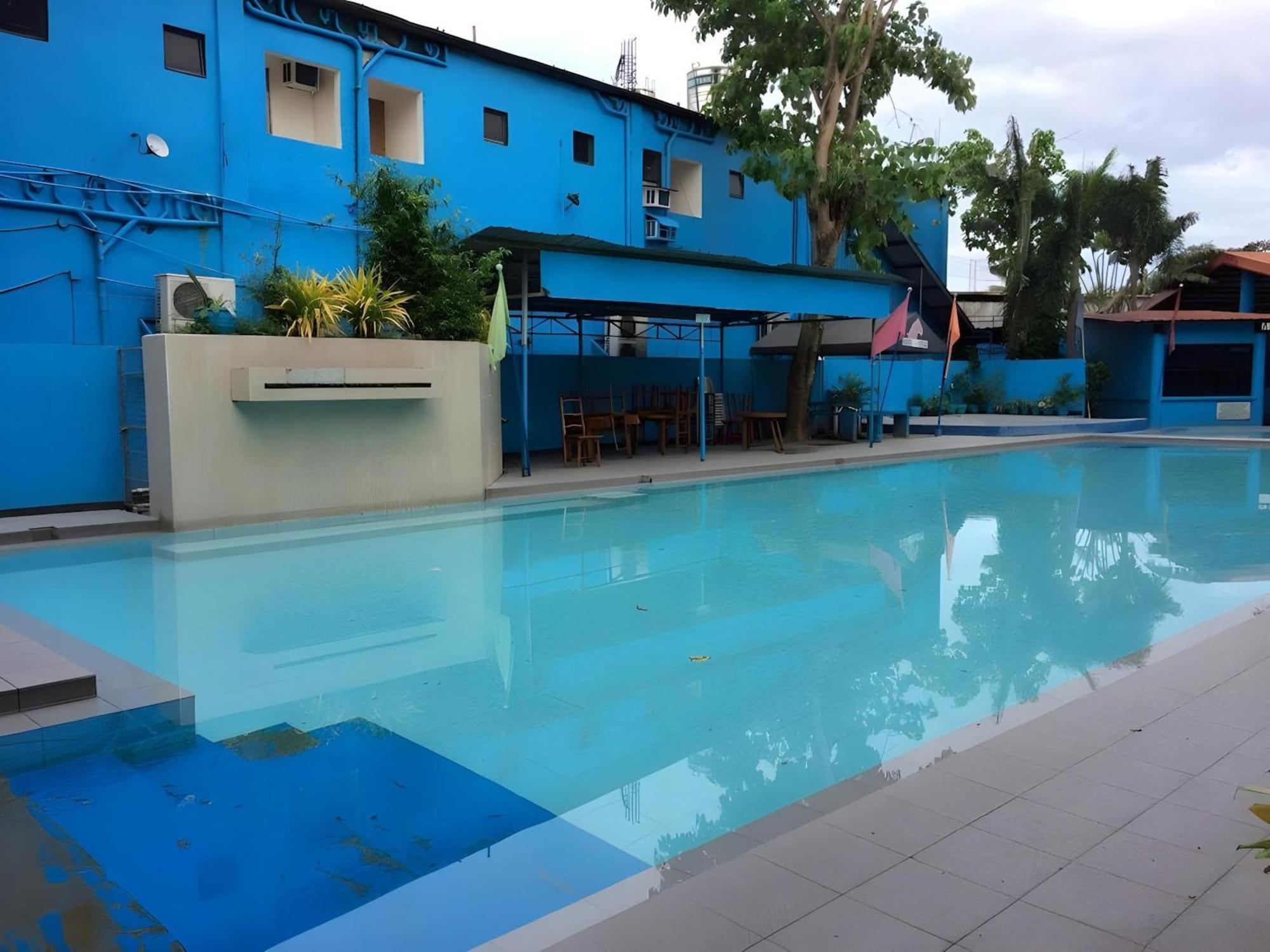 Oyo 195 Ranchotel - Binan Екстер'єр фото